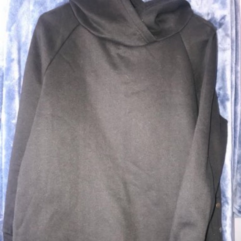 Black crew neck